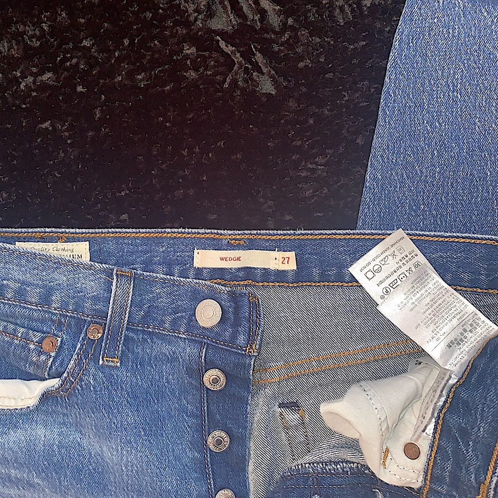 Jeans - Picture 3 of 4